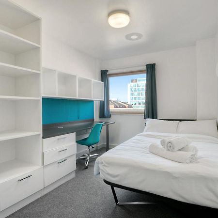 Bright & Central Room In Luton, Sleeps 2 Luton (Bedfordshire) Exterior foto
