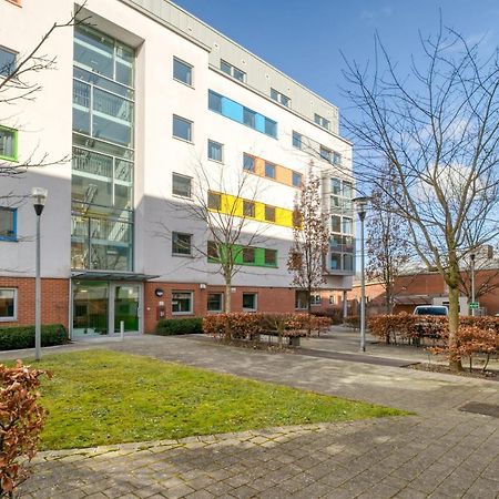 Bright & Central Room In Luton, Sleeps 2 Luton (Bedfordshire) Exterior foto