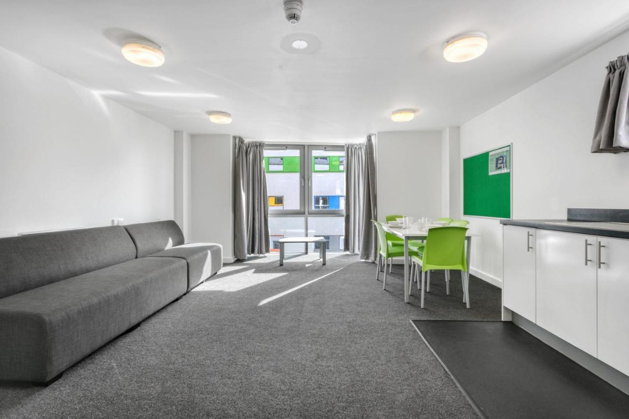 Bright & Central Room In Luton, Sleeps 2 Luton (Bedfordshire) Exterior foto